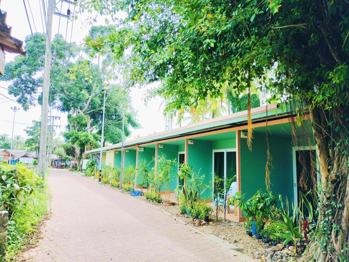 Kohmook​ Money​ House Lägenhet Koh Mook Exteriör bild